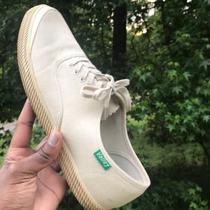 Men’s Volley Australia sneakers